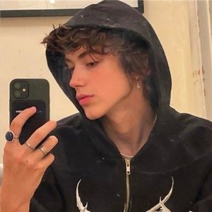 Meet your Posher, Broderick